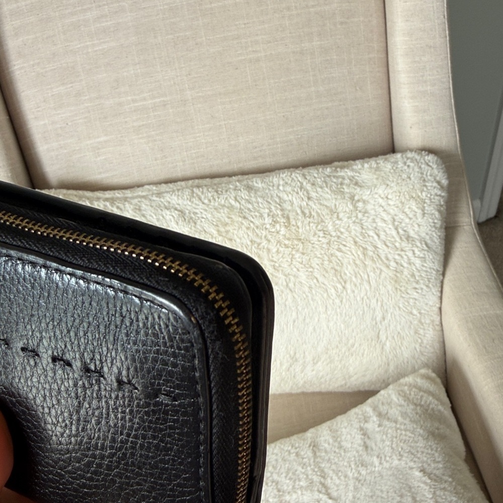 Tory Burch MCGRAW BI-FOLD Medium WALLET Black Pebbled Leather Zip Wallet - Picture 12 of 12